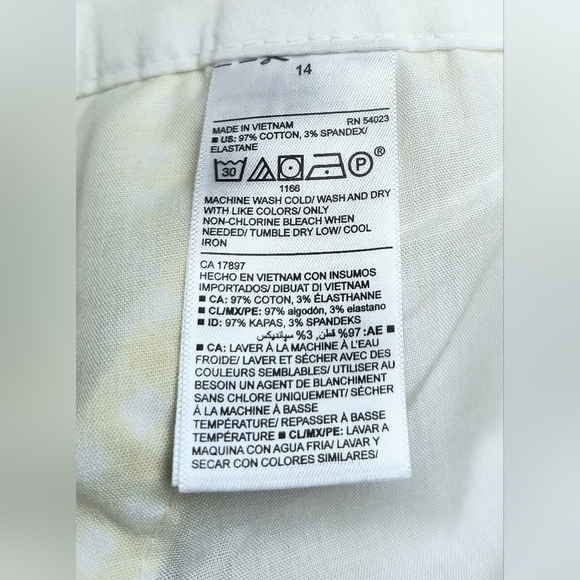 Old Navy Yellow/White Gingham Everyday Shorts Lightweight Cotton 14 - Picture 4 of 8